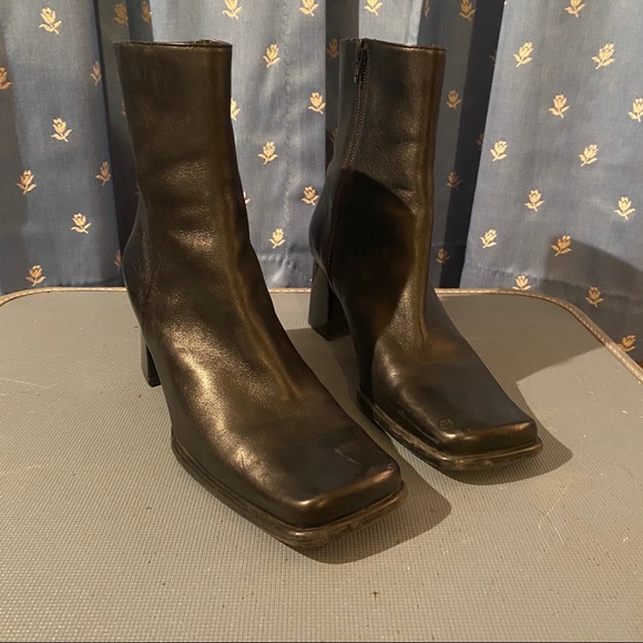 nine west square toe boots